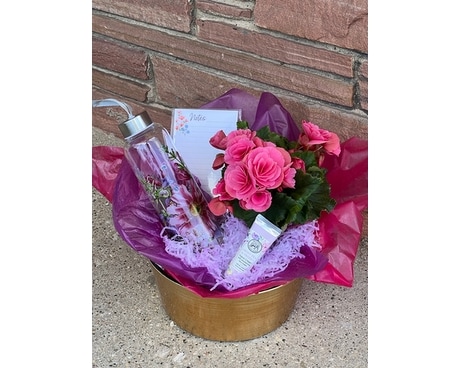 Floral Giftset Flower Arrangement